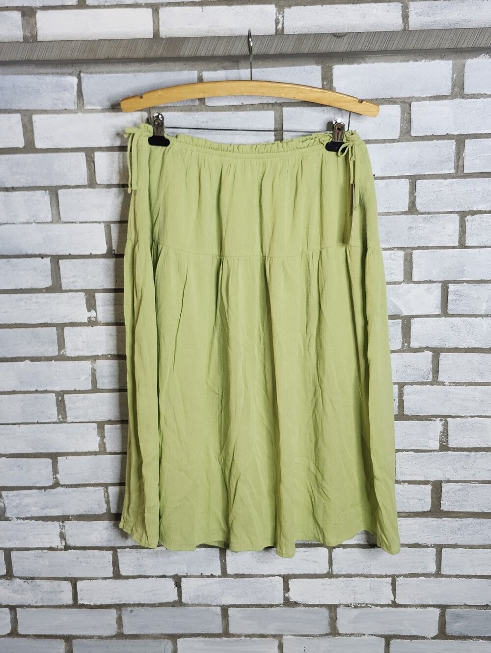 •Weekend Academy Girls XL 14 16 Maxi Skirt Gentle Lime Green Boho Side Tie Flowy